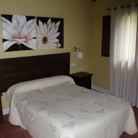 Ogono Mendi 컨트리하우스