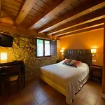 Ogono Mendi Country house *